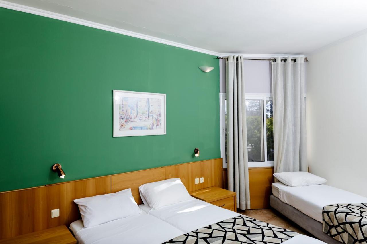 Nes Ammim Hotel Екстериор снимка