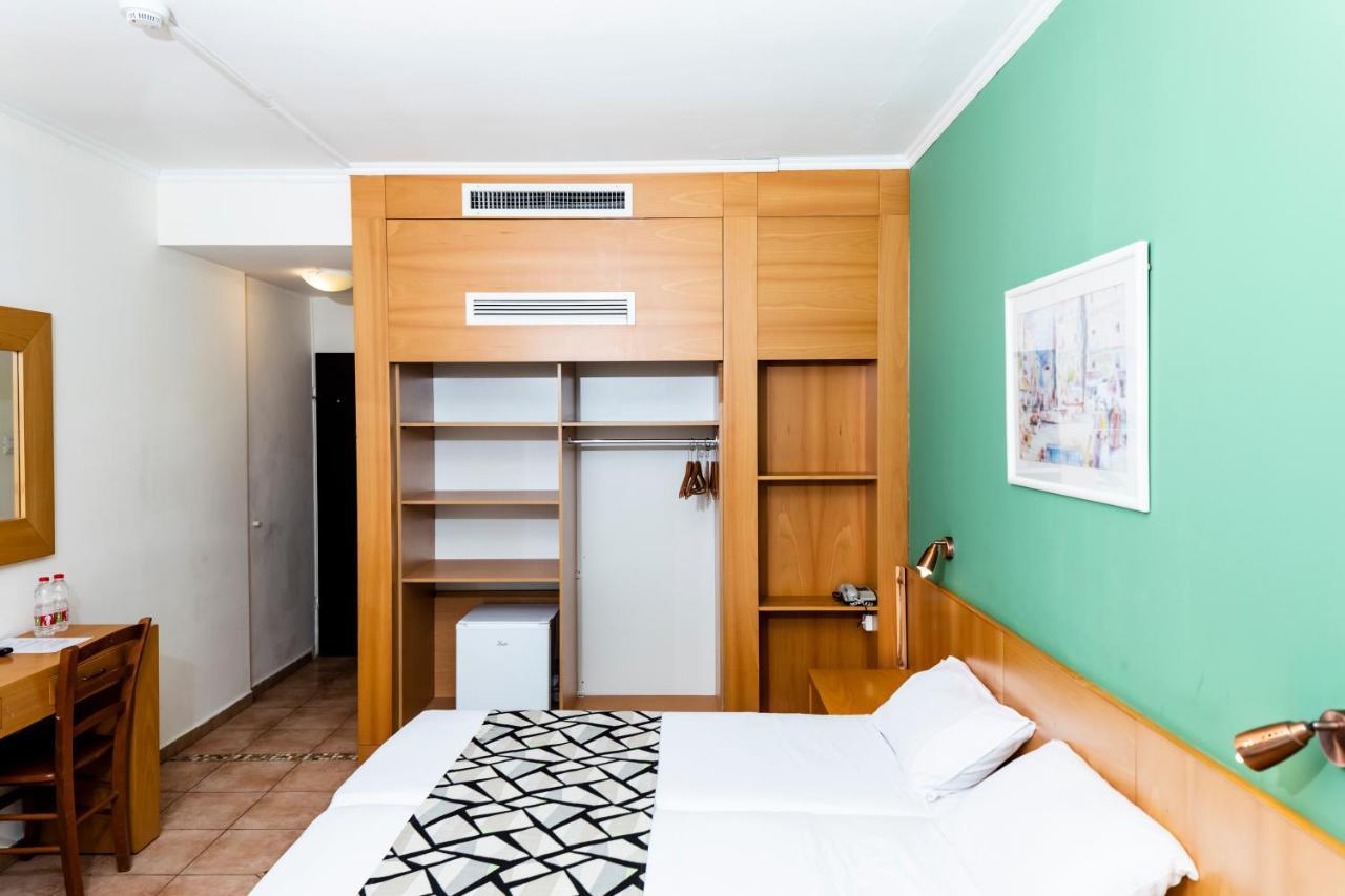 Nes Ammim Hotel Екстериор снимка